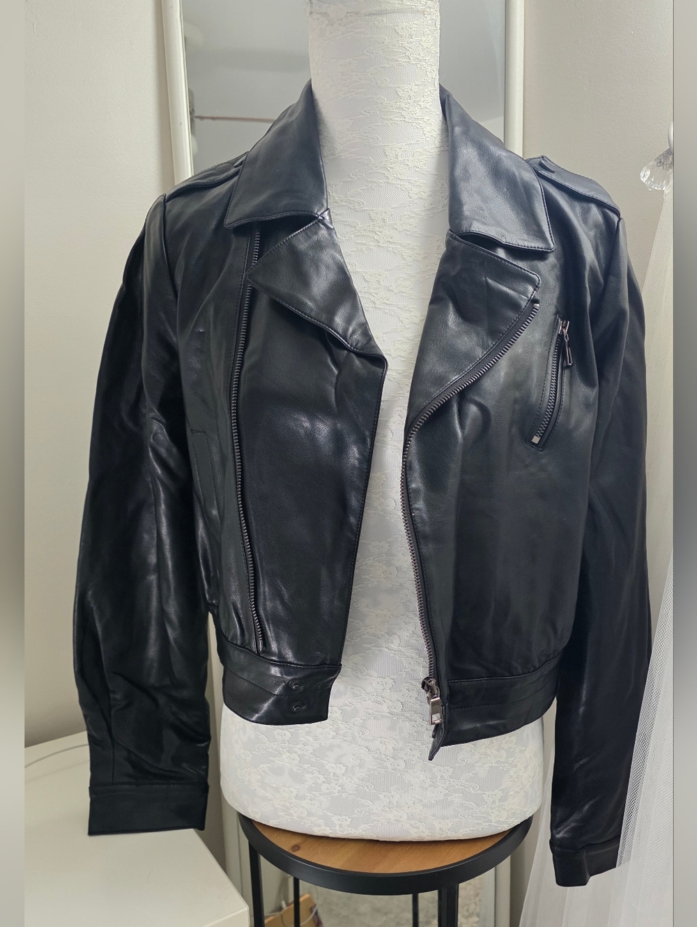 Like New Noize Buttery Soft Faux Leather Cropped Biker Jacket Medium